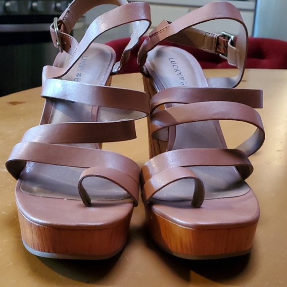 Lucky Brand leather wedge sandals - Picture 2 of 4
